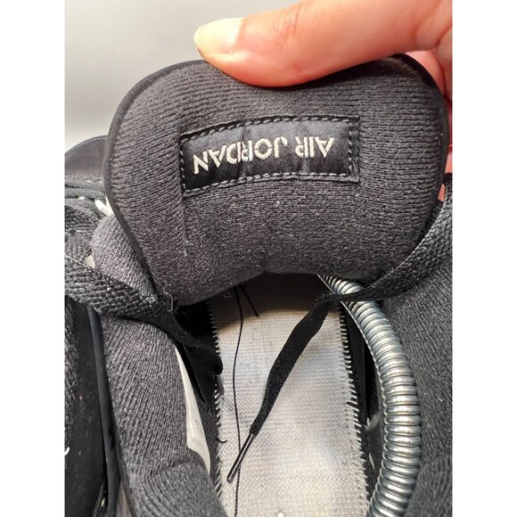 Air Jordan 4 Sneakers Mens Size 9.5 White Thunder Black White - Picture 12 of 12